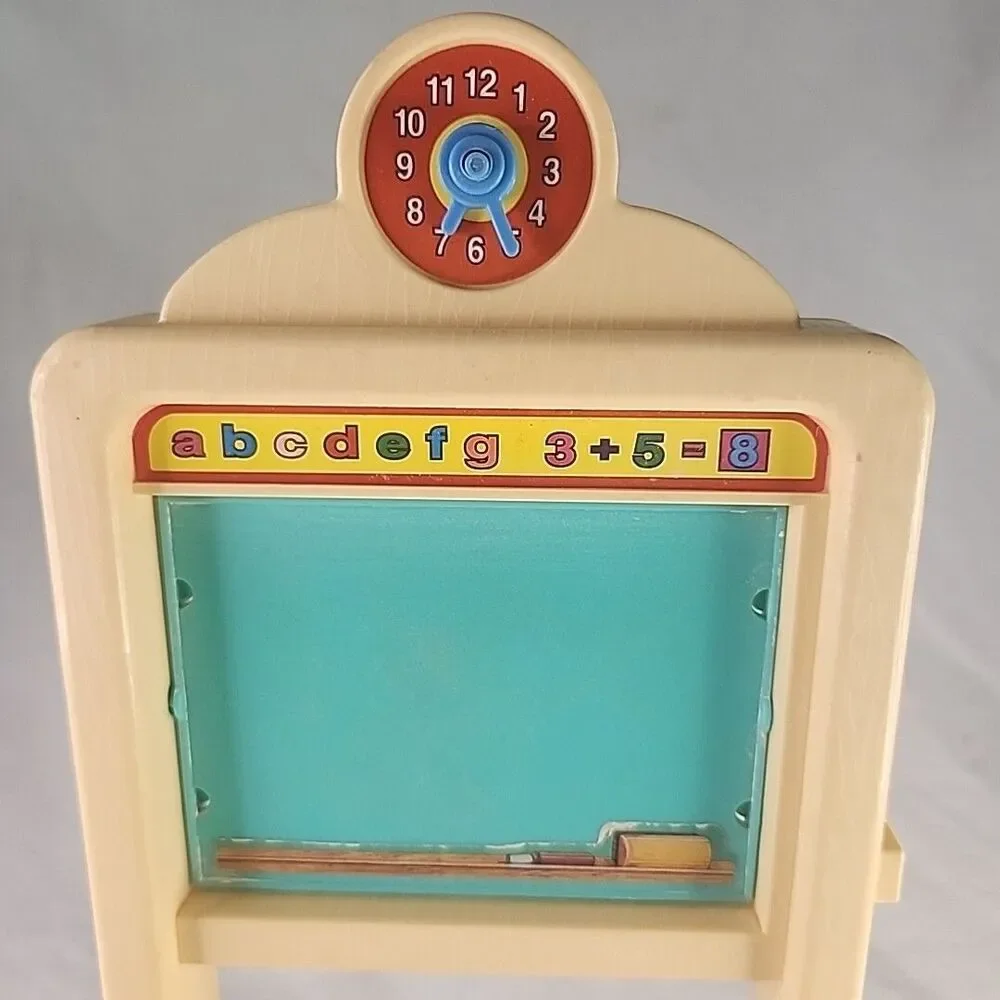 Classroom Barbie 1995 Mattel 13914 Chalkboard And Desk Works Missing Button READ